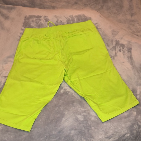 Blue Identity Bermuda shorts - Picture 5 of 9